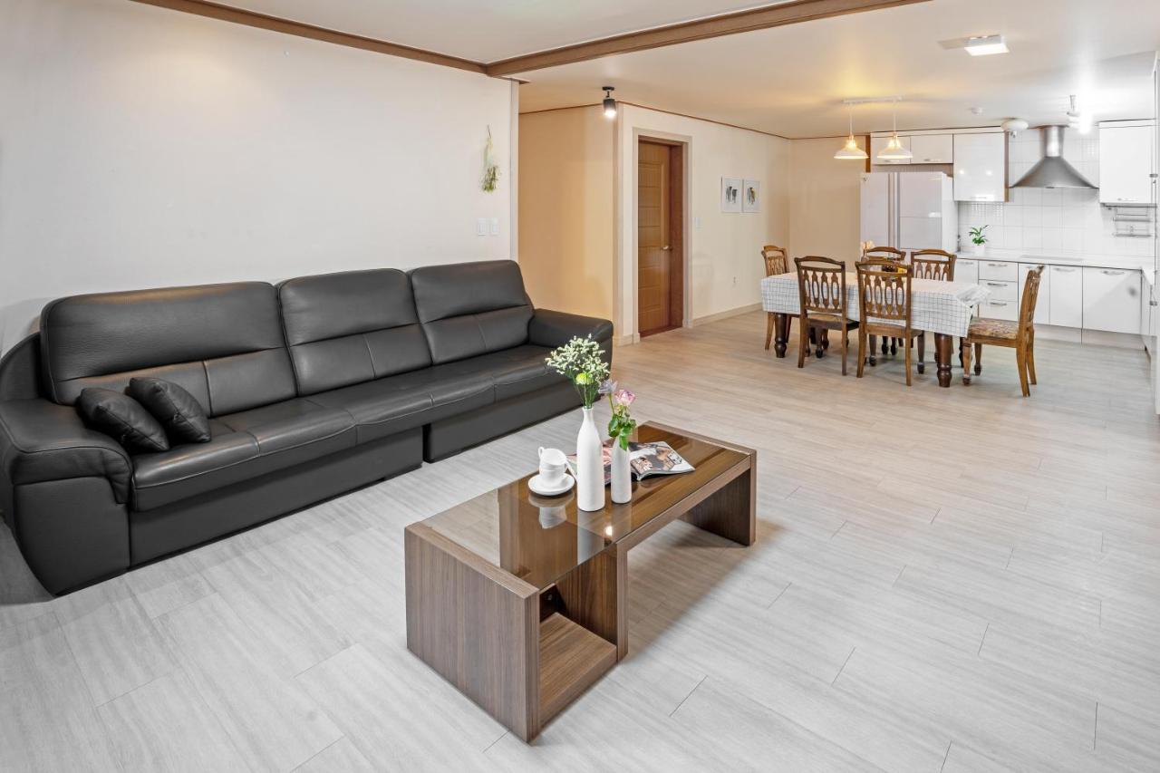 Home Fourest Resort Geoje Exterior foto